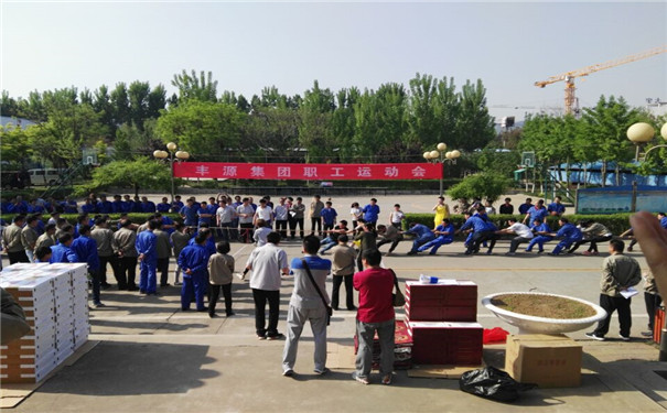 不负春日好时光 竞技场上展风采 不负春日好时光 竞技场上展风采