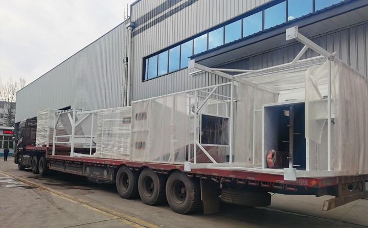 郑州生产线配套设备装车中 郑州生产线配套设备装车中