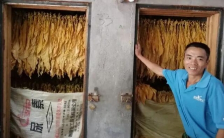 光泽华侨乡：改造生物质颗粒燃料烤房，助力烟农减工增收